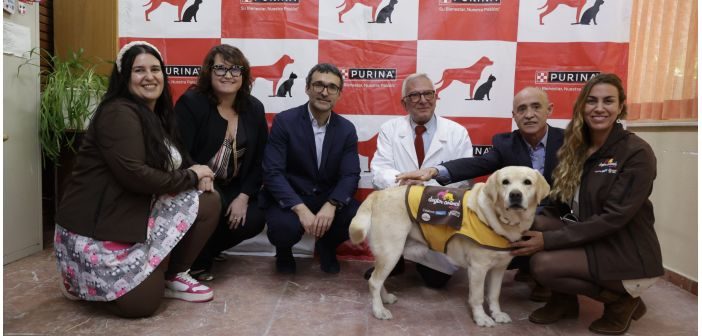 Alianza Purina Terapia Animal en hospitales y centros sanitarios